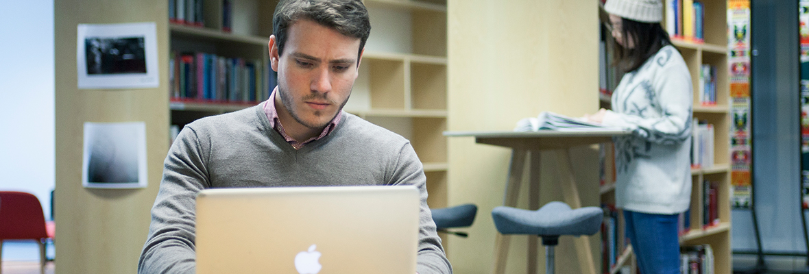 Oikeustieteiden tiedekunnan asiantuntija- ja täydennyskoulutuksen kotisivulle