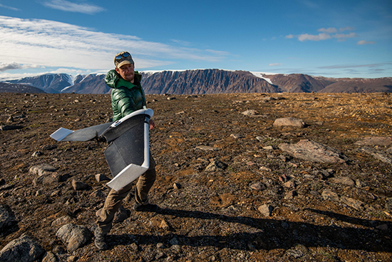 Drones allow researchers to capture tundra vegetation change  from above in high resolution_credit_Isla Myers-Smith-www.jpg