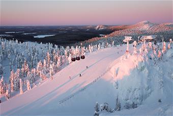 ruka_skiresort-02-2019_photo_Veera Vihervaara_550x367.jpg