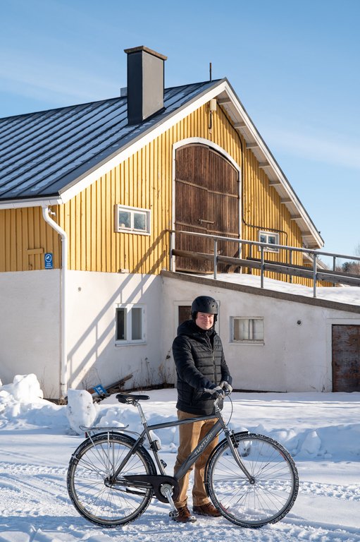 Mikko Lindroos websize sRGB @Elli Alasaari-12 (2).jpg