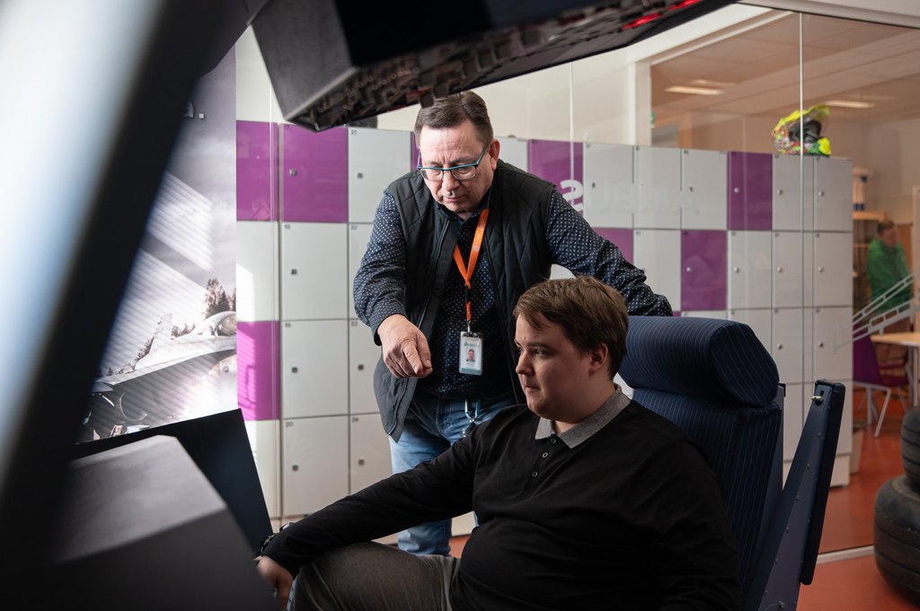 Tapio Lindfors websize sRGB @Elli Alasaari-4 (1).jpg